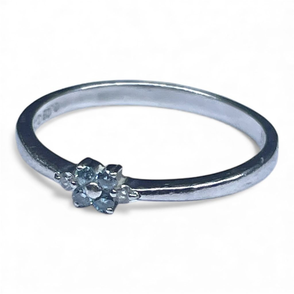 【Pt900 石付きリング】貴金属・アクセサリー・指輪