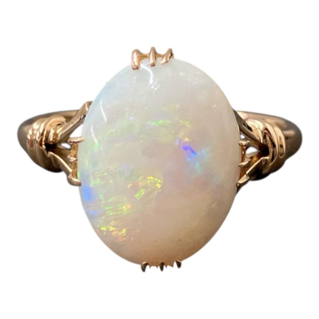K18 18金 リング ホワイトオパール付き