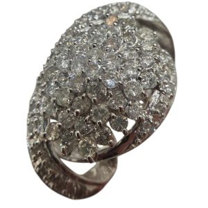 Pt900 メレダイヤ付き トップ・ブローチ 高価買取｜函館【買取専門店さすがやグランディールイチイ店】