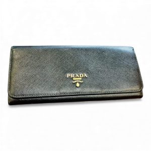 プラダ サフィアーノ フラップ長財布