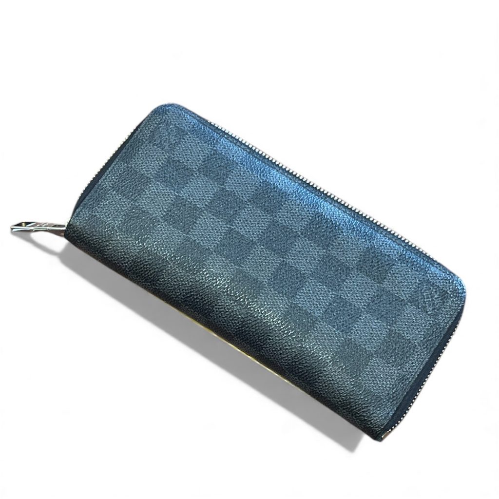 ルイ・ヴィトン（Louis Vuitton）ダミエ・グラフィット ジッピーウォレット