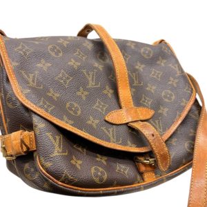 函館市でルイヴィトン モノグラム ソミュール30をお買取｜古いモデルも丁寧に査定
