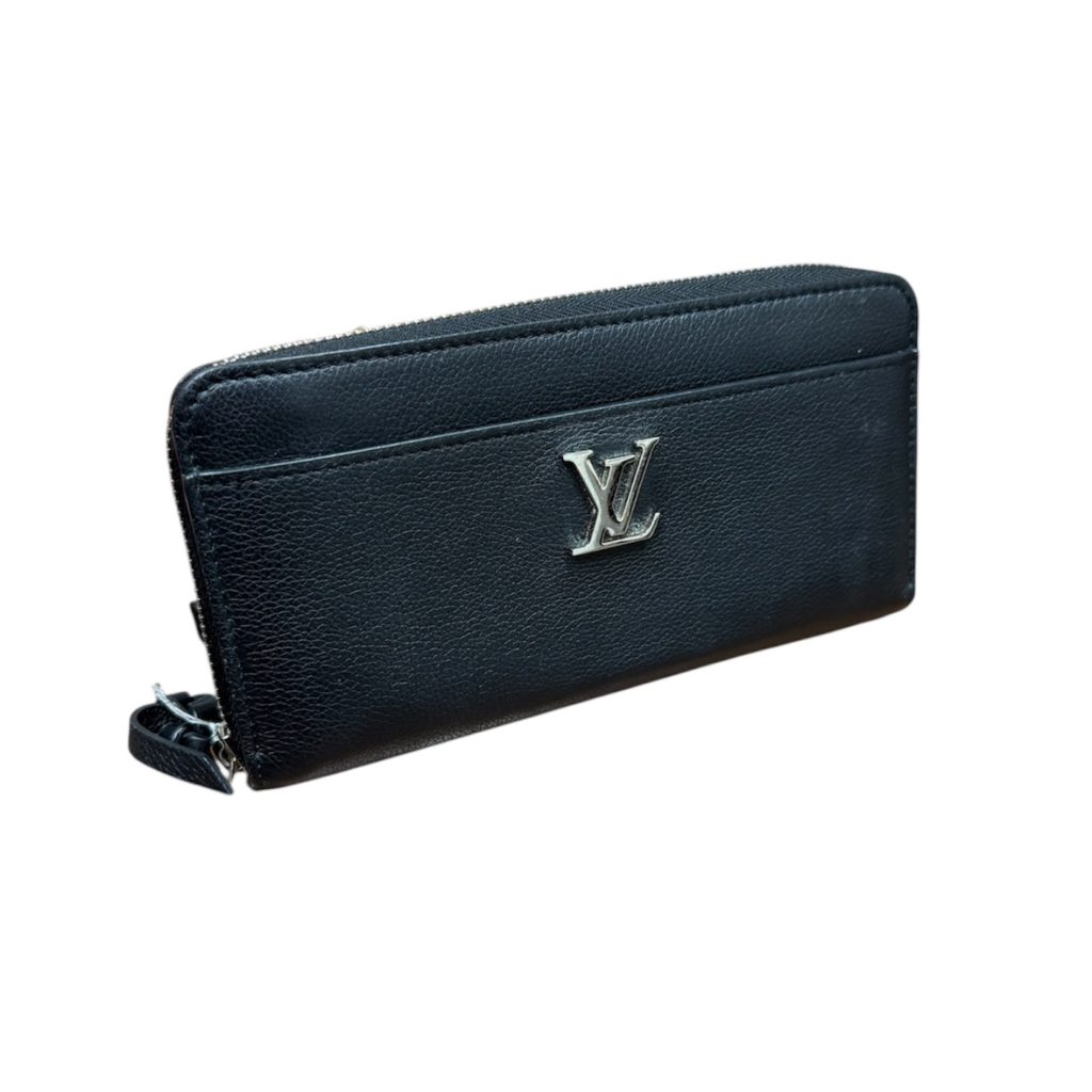 Louis Vuitton(ルイヴィトン) ジッピー・ロックミー ブラックカーフレザー