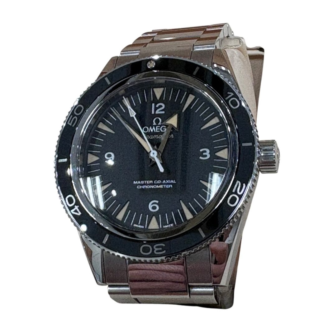 オメガシーマスター300 マスターコーアクシャル マスタークロノメーター（Ref.233.30.41.21.01.001）