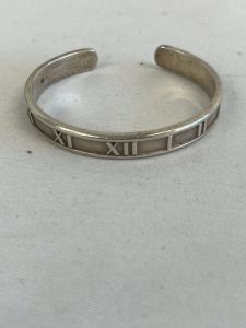 ティファニー アトラスバングル