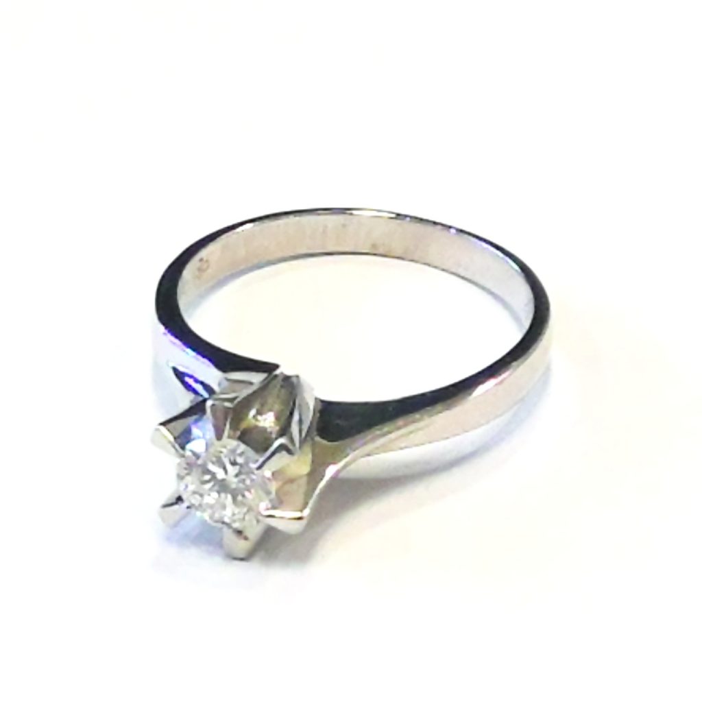 Pt900 ダイヤモンドリング