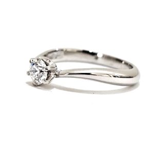 Pt900 プラチナ ダイヤ付きリング