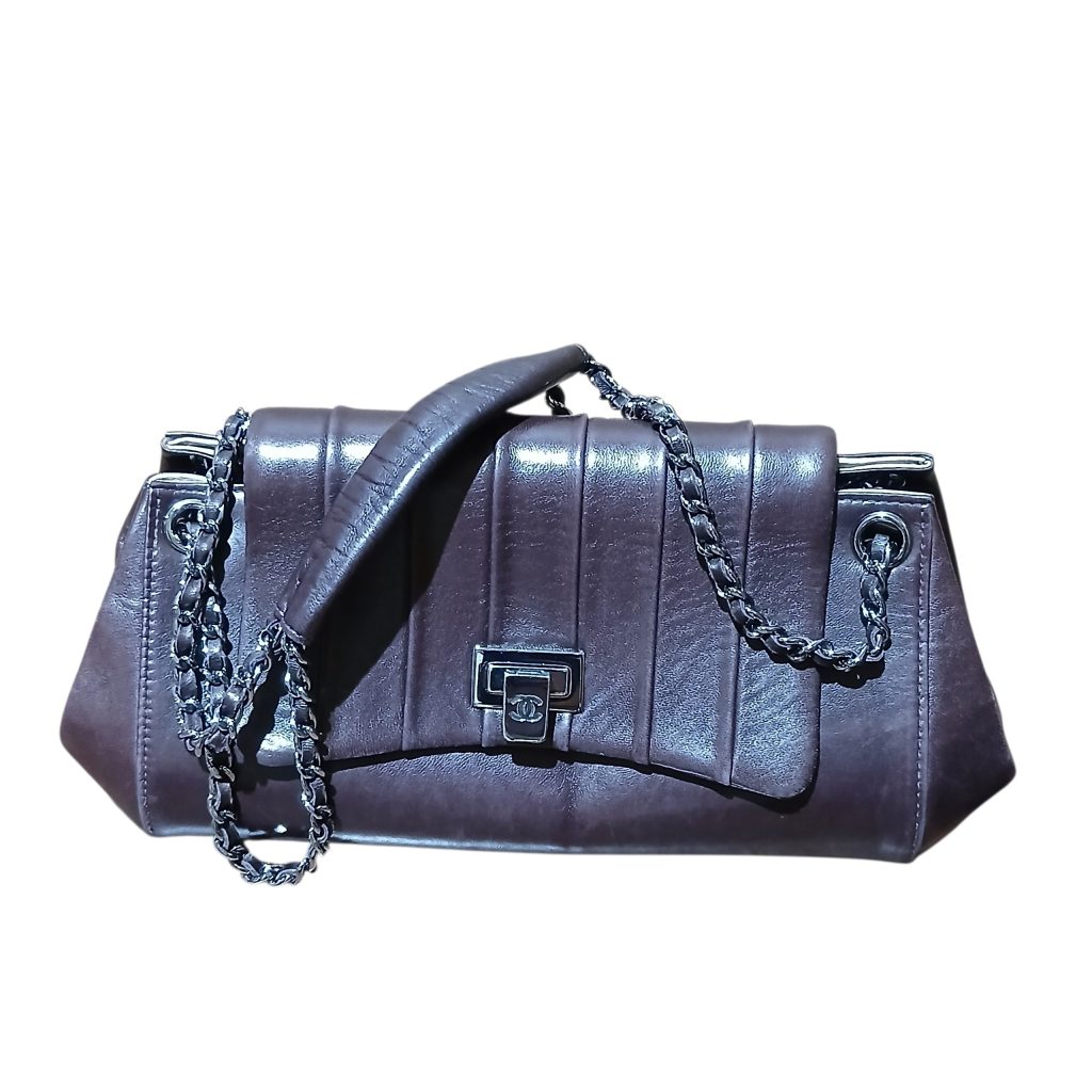 【CHANEL】シャネル・マドモアゼル・チェーンバッグ・ブランドバッグ