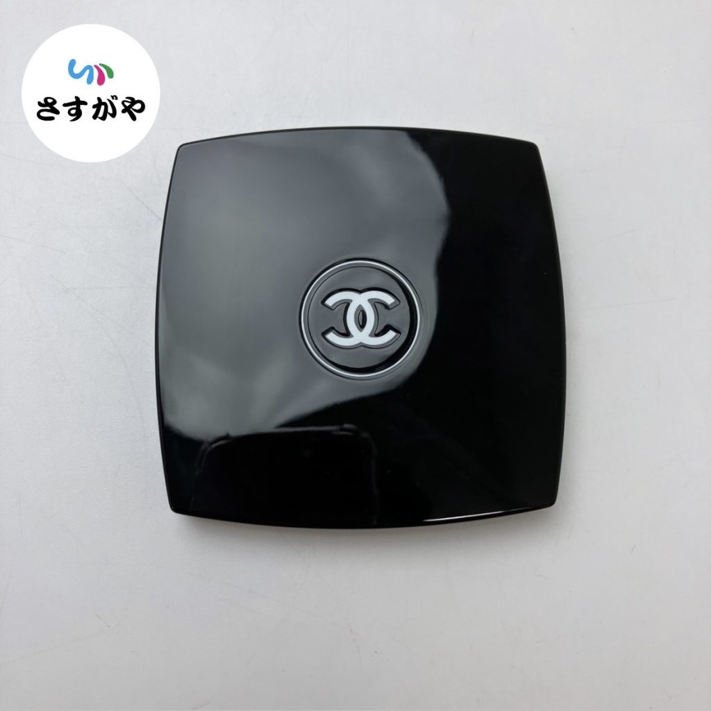 CHANEL　コンパクトミラー