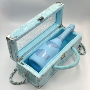 エンジェル ドゥミセック ブルー|前橋市朝日町