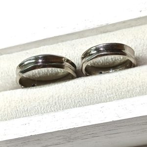 【K18WGリング】18金ホワイトゴールド・貴金属・アクセサリー・指輪