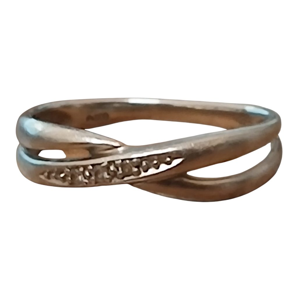 Pt900（プラチナ900）メレダイヤモンドリング