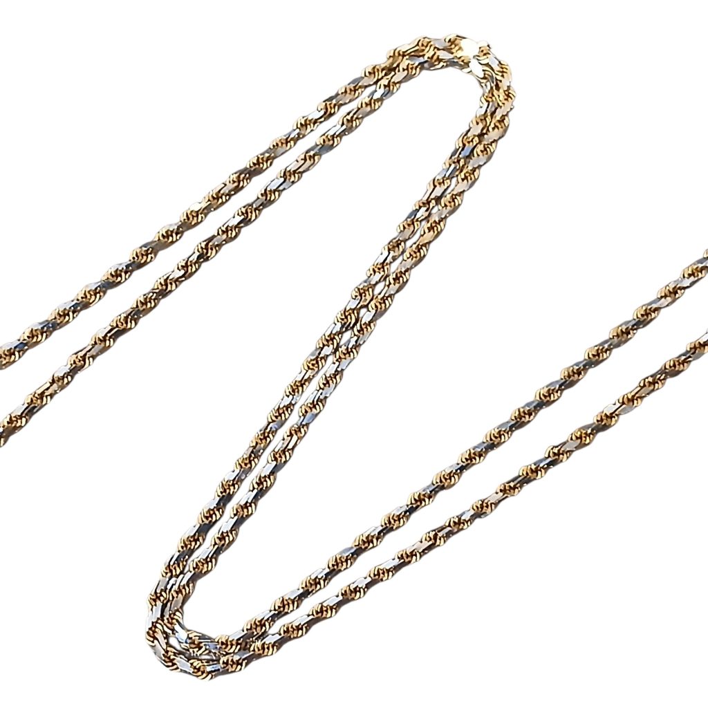 K18（18金・750）ネックレス