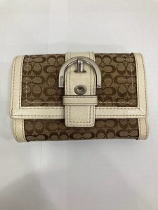 コーチ財布