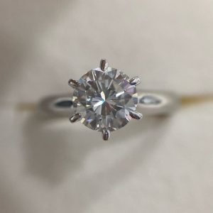 ダイヤ付きプラチナリング