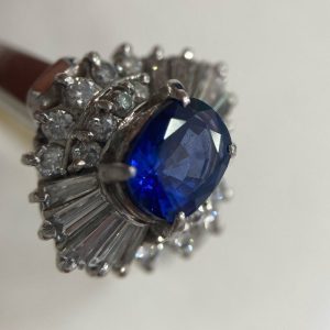 サファイア付きプラチナリング