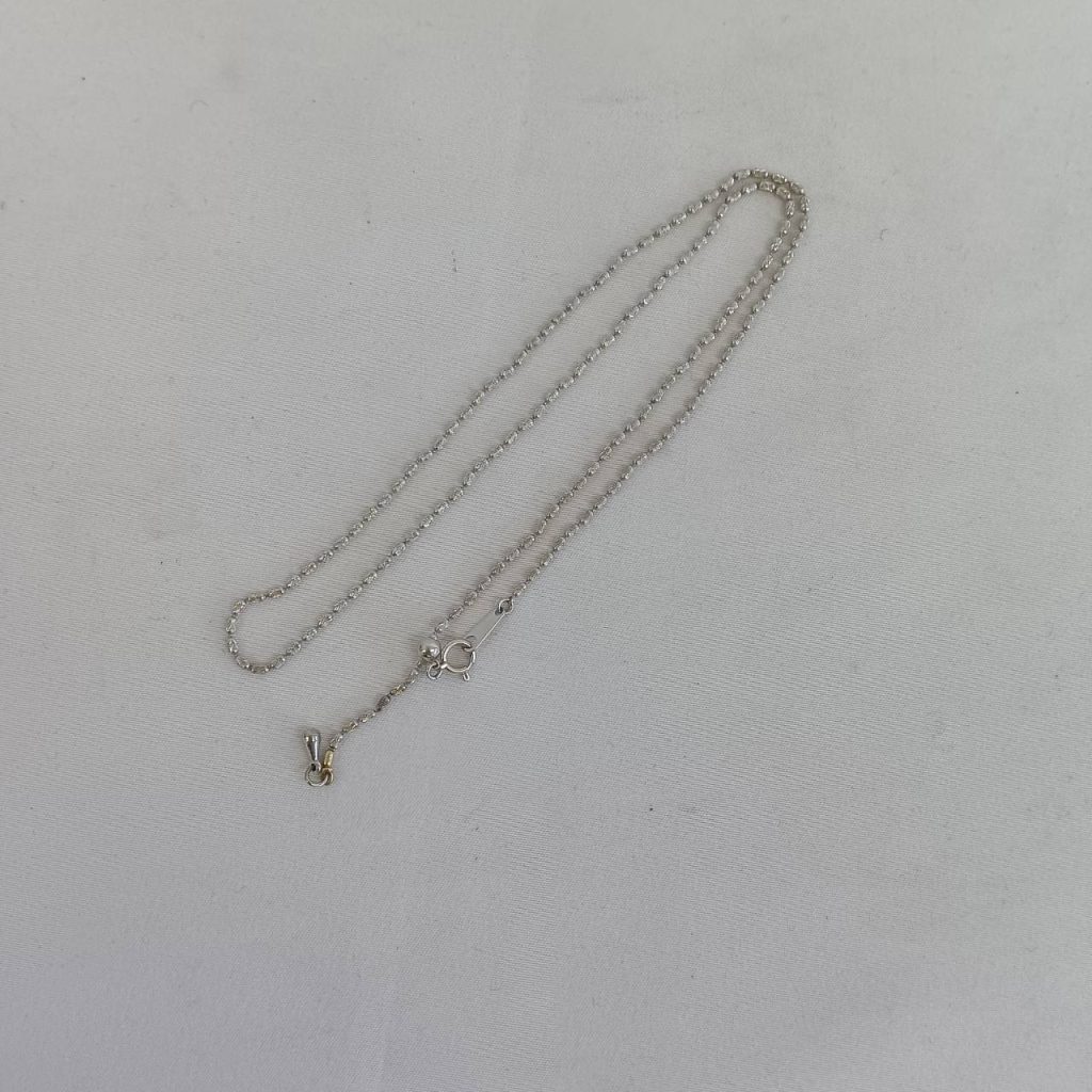 K18WGネックレス