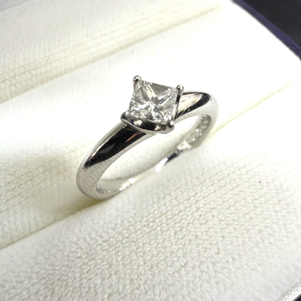 PT900ダイヤモンドリング