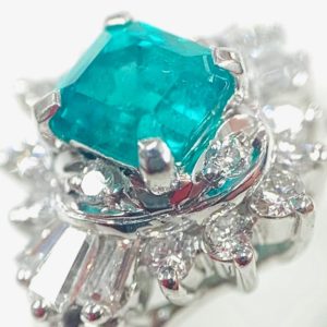 Pt900 エメラルド メレダイヤモンド プラチナ リング アクセサリー