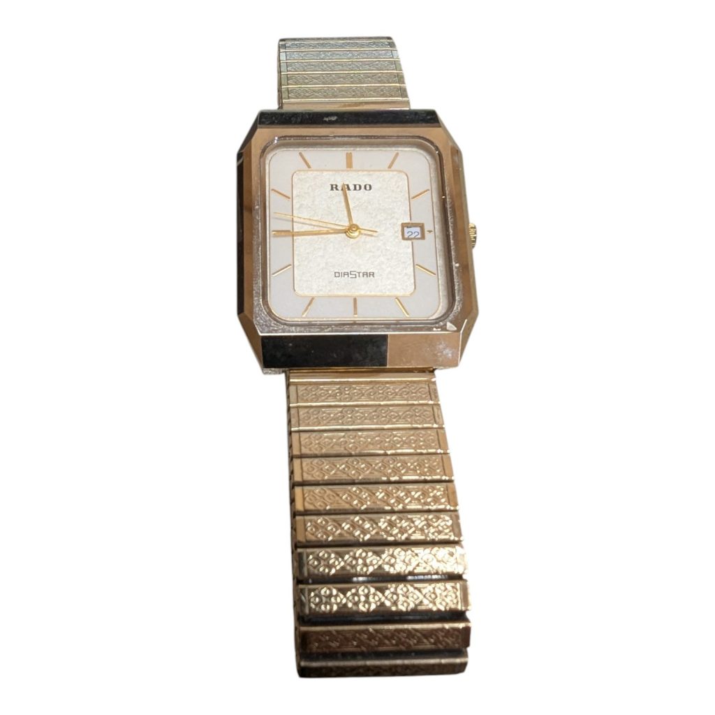 年末のお掃除から出てきた動かない時計