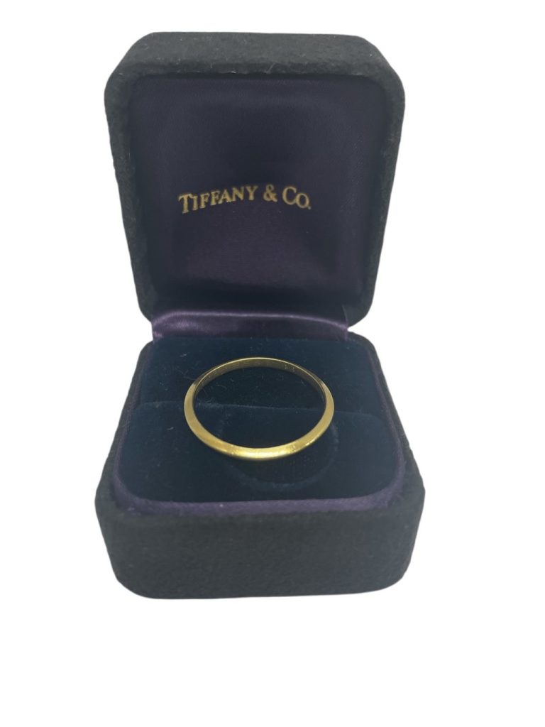 ティファニーのクラシック バンドリング