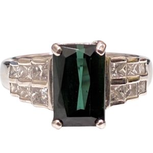 Pt900 プラチナ900 エメラルド リング　札幌市 白石区 菊水