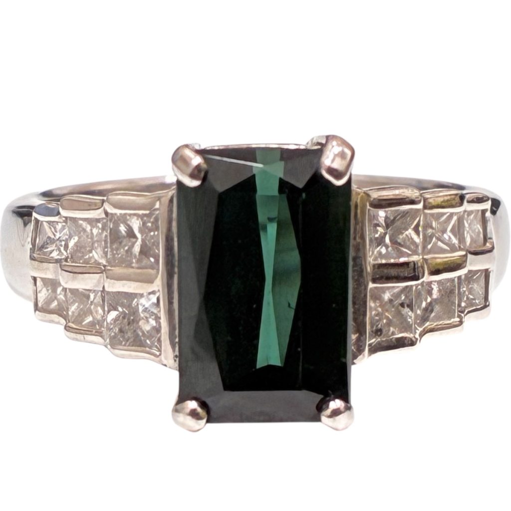 Pt900 プラチナ900 エメラルド リング　札幌市 白石区 菊水