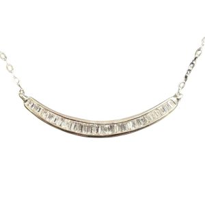 Pt900(プラチナ)　石付　ネックレス