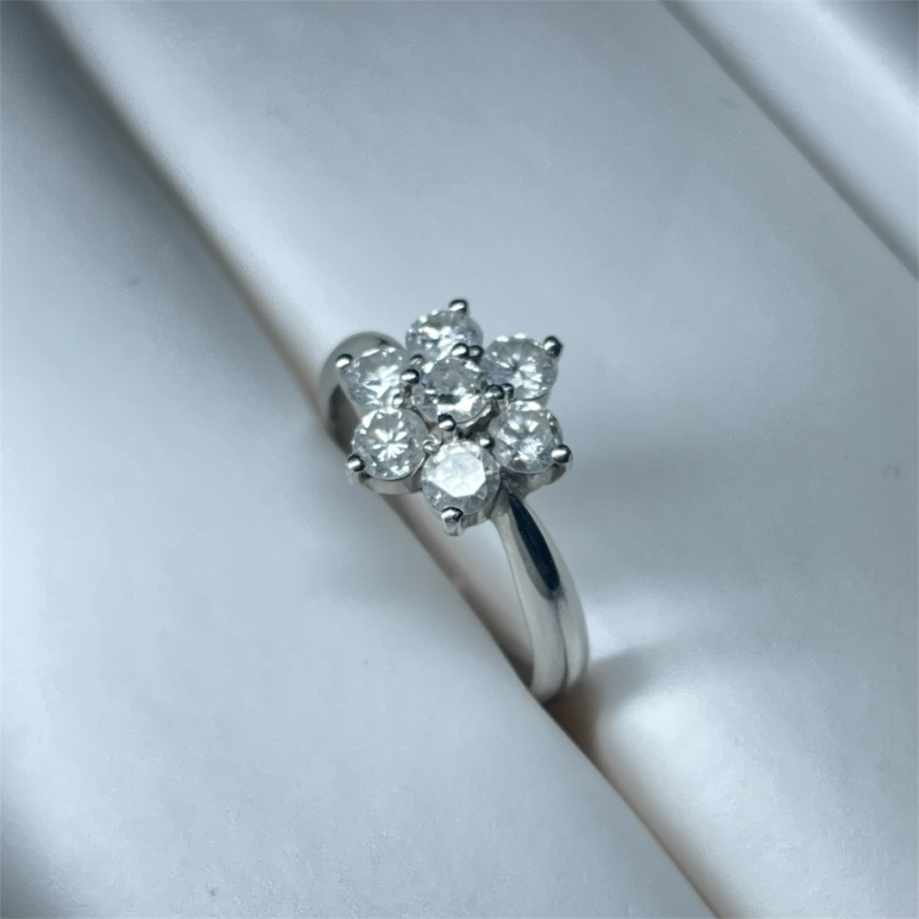 Pt900 (プラチナ900)　石付　リング