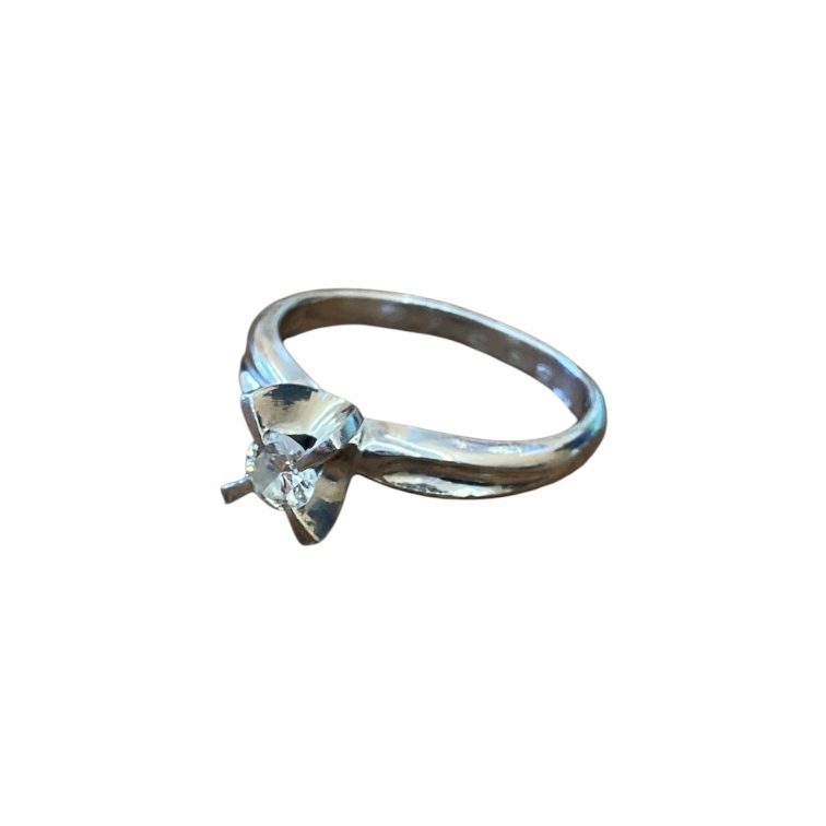 Pt900 (プラチナ900) リング 宝石付き 貴金属