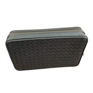 ボッテガ・ヴェネタ　イントレチャート　トラベルポーチ