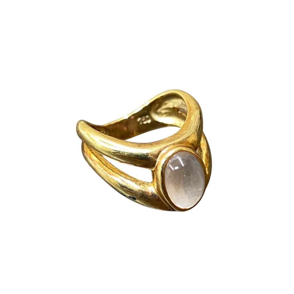 K18　750　リング　石付き