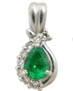 Pt900プラチナ　エメラルドダイヤモンドペンダントトップ