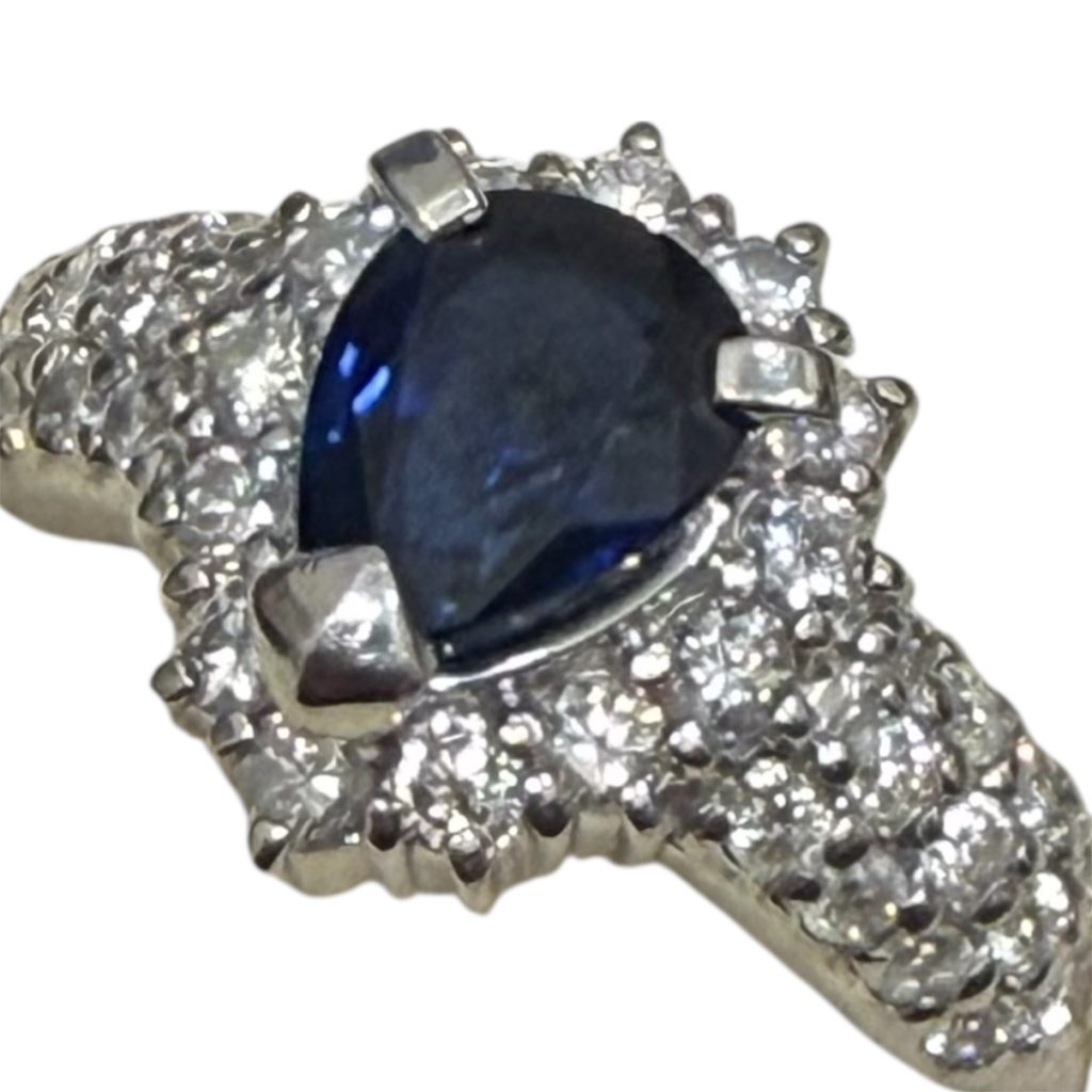 Pt900 プラチナ900 サファイア付きリング