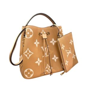 Louis Vuitton  ルイヴィトン  ネオノエMM