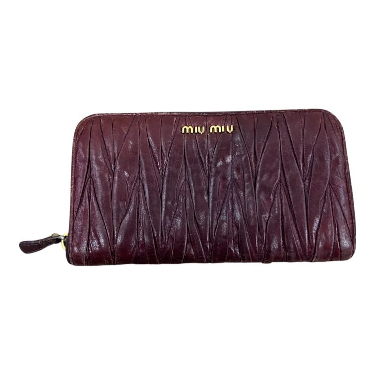 MIUMIU マテラッセ 長財布