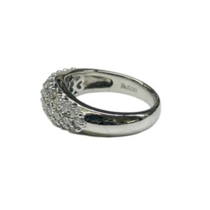 Pt900 プラチナ メレダイヤ付きリング