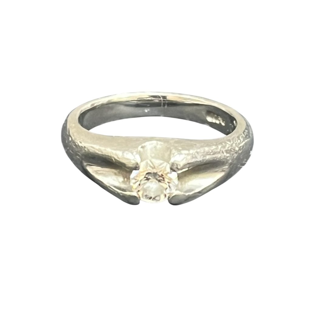 Pt900(プラチナ)　ダイヤモンド　リング