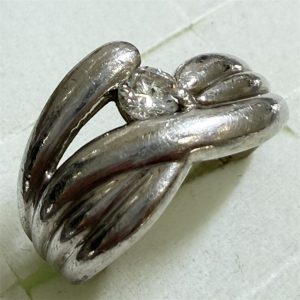 Pt900 ダイヤつきリング