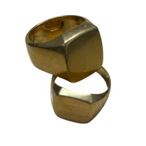 K18 18金 印台リング