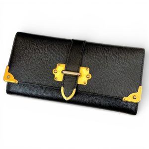PRADA カイエ サフィアーノレザー 長財布