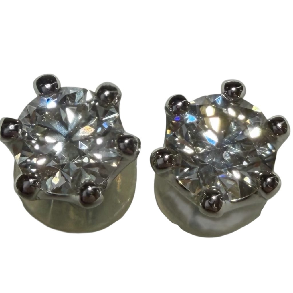 函館市でPt900ダイヤモンドピアス0.4ct（2個セット）を高価買取｜片方でも相談可