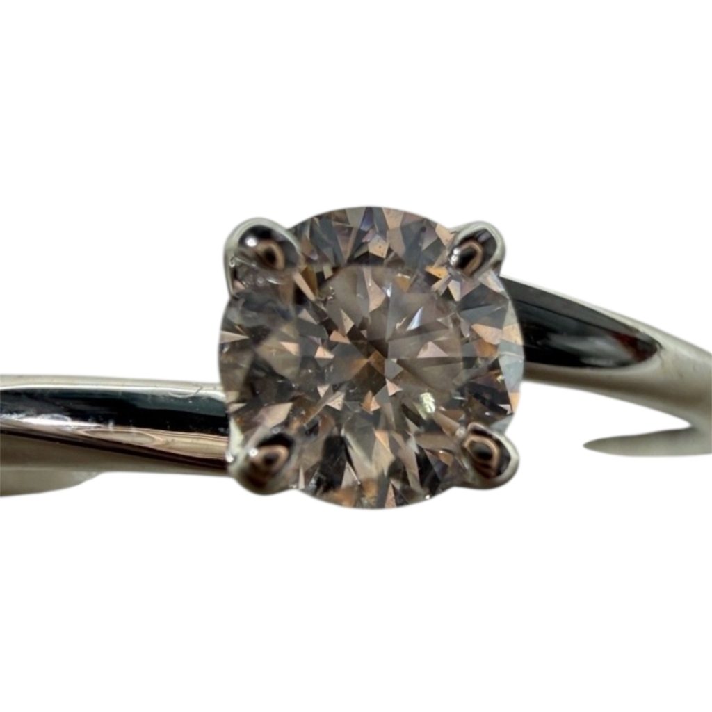 函館市でPt850ダイヤモンドリング0.4ctを買取｜シンプルデザインも高評価