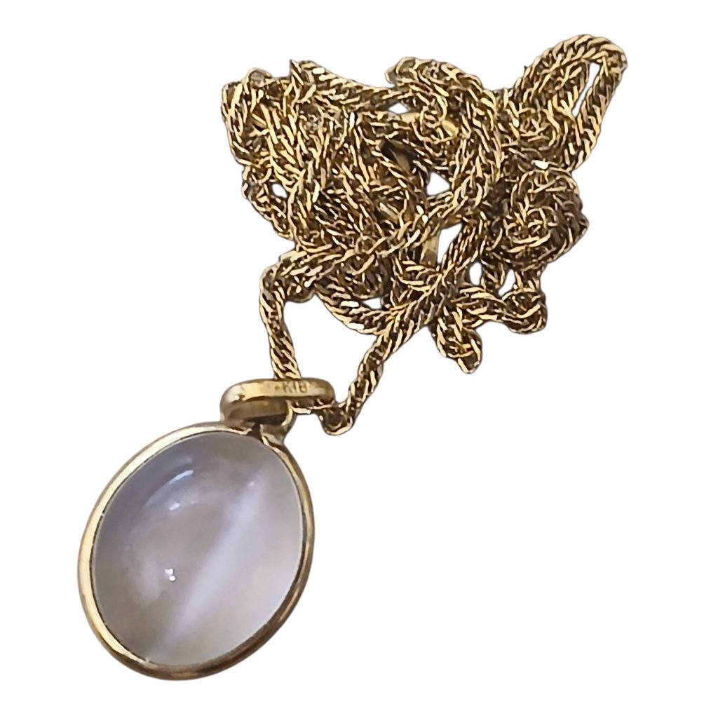 K18（18金・750）クォーツ ネックレス