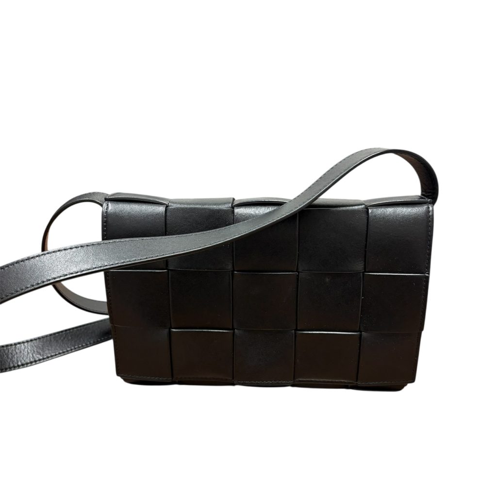 ボッテガヴェネタ　カセット　クロスボディ　バッグ