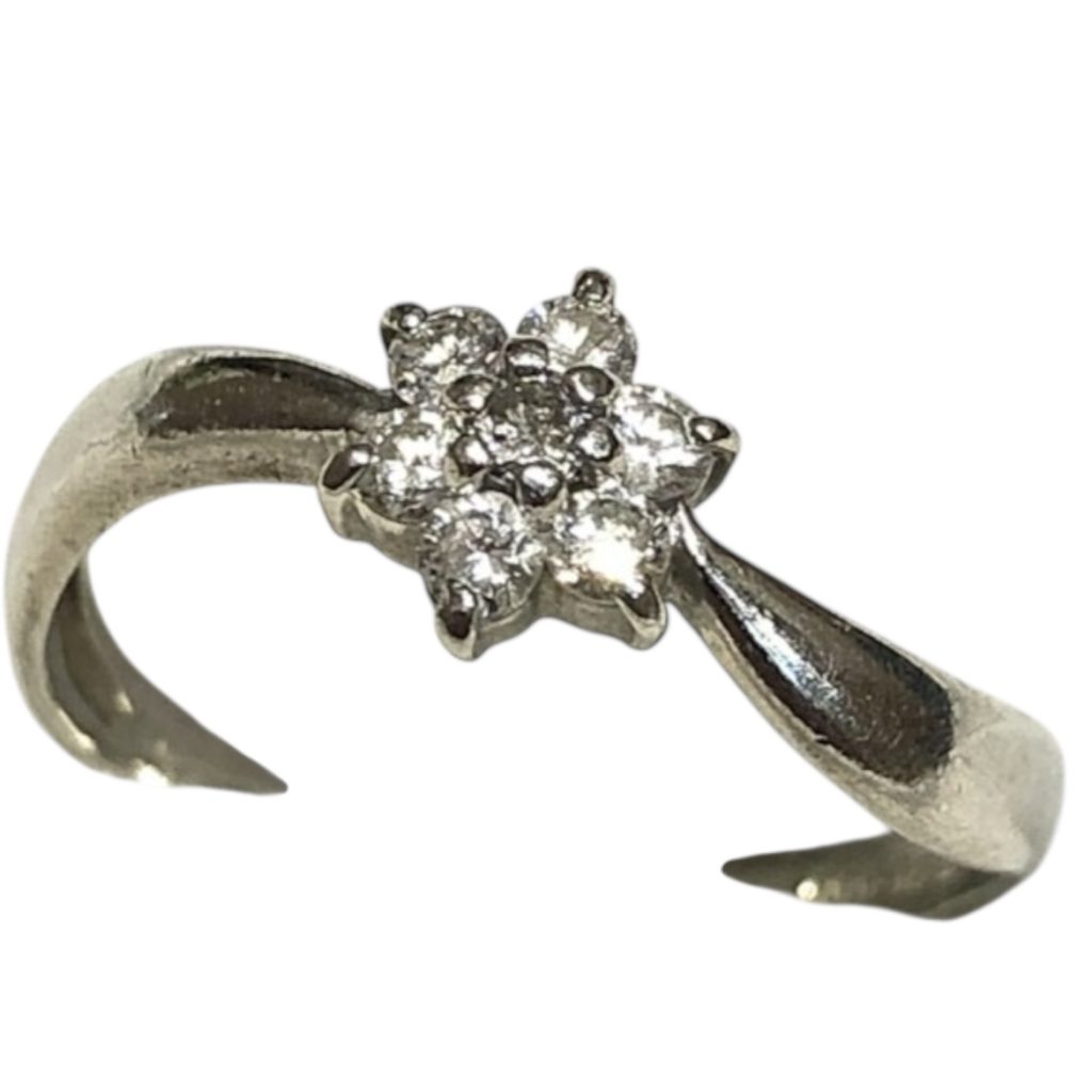 Pt900 ダイヤ付きリング