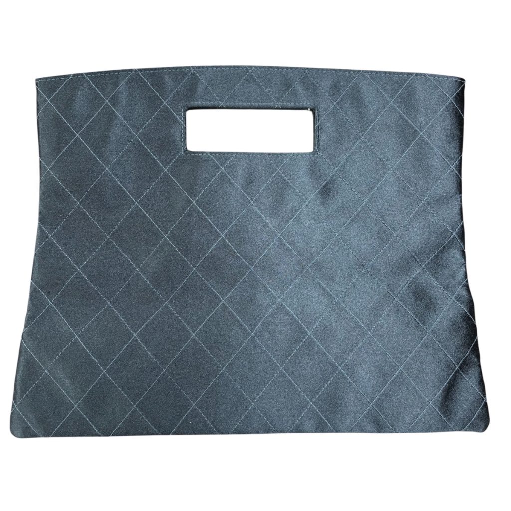 シャネル サテン マトラッセ クラッチハンドバッグ