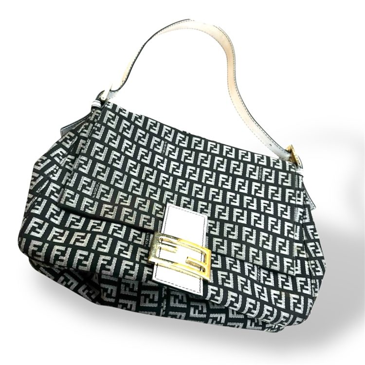 【ズッキーノ マンマバケット ブラック ホワイト】フェンディ【Cランク】