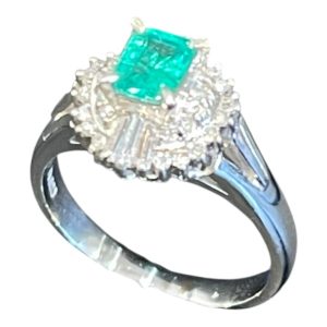 Pt850(プラチナ850)エメラルド付リング