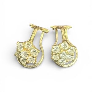 K18 イヤリング（ダイヤモンド付き）